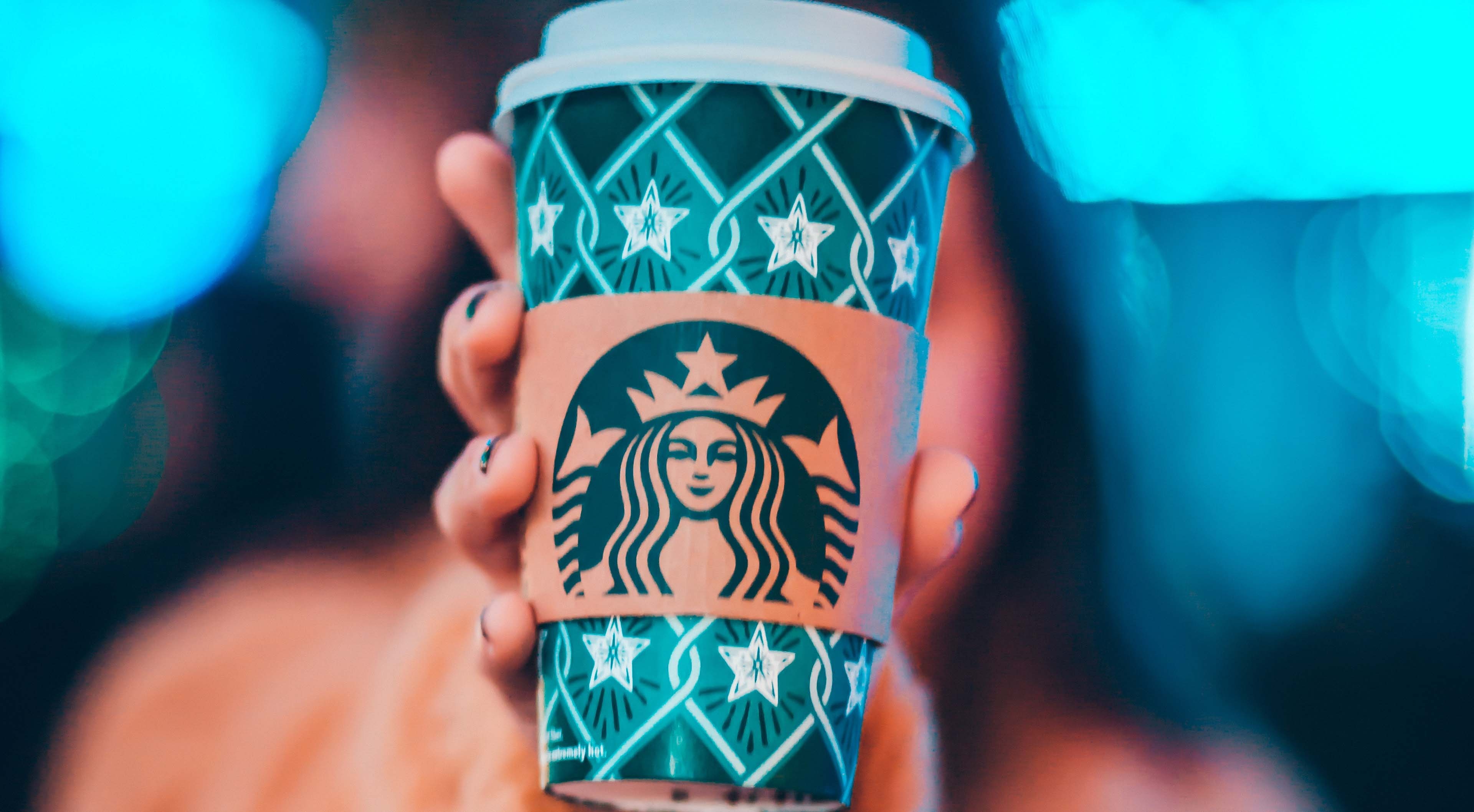 Bölcsészként végzett az HBO, Starbucks és Avon vezére is